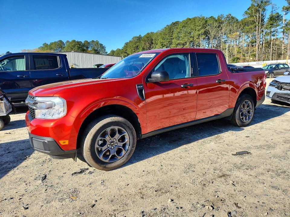 2023 Ford Maverick XL