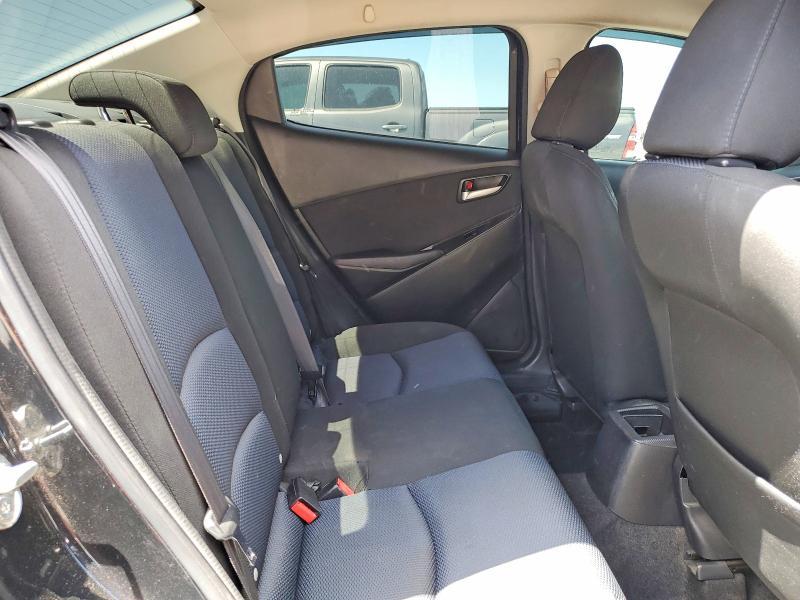 2019 Toyota Yaris l