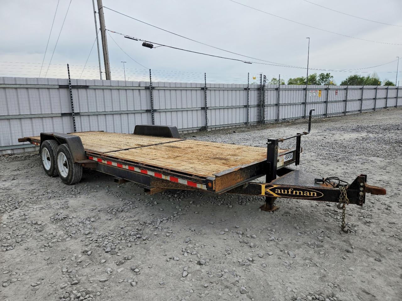 2020 Kauf - Kaufman 2020 Kaufman Tilt Deck Equipment Trailer