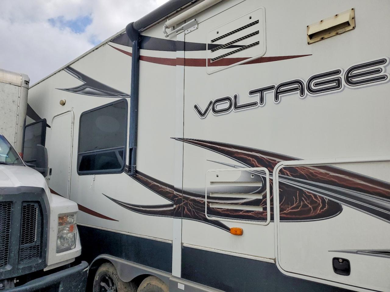 2011 Voltage 2011 Dutchmen Voltage Camper