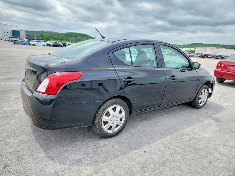 2017 Nissan Versa 1.6 s
