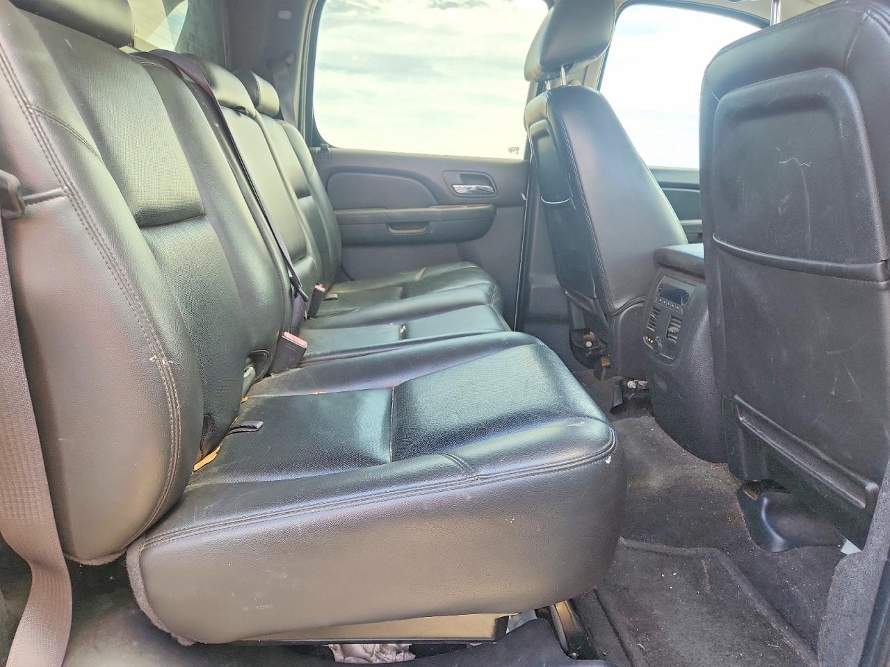2011 Chevrolet Avalanche LTZ