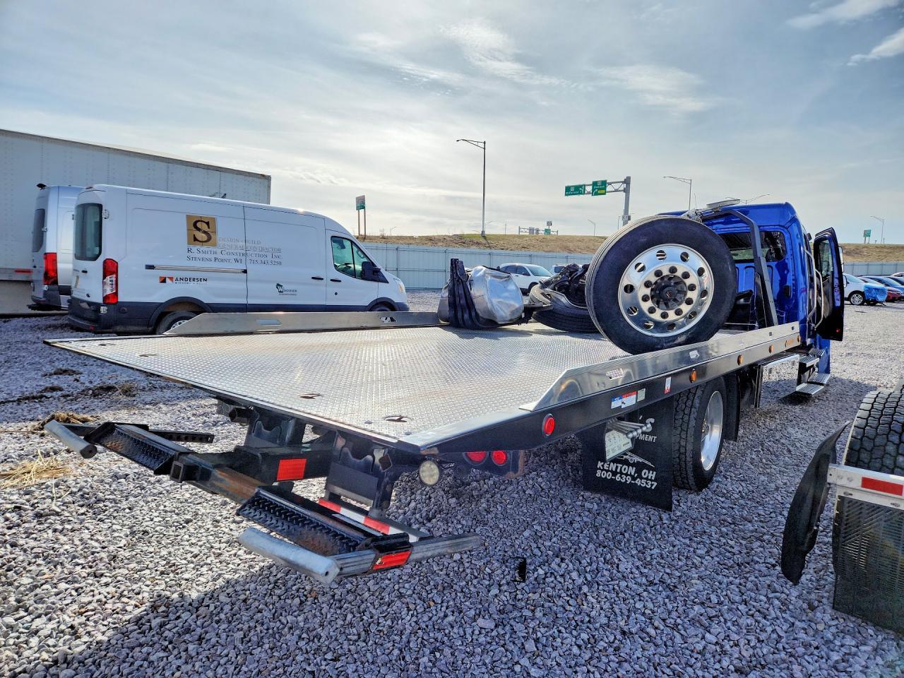 2022 Freigliner 2022 Freightliner Business Class M2 Rollback Truck