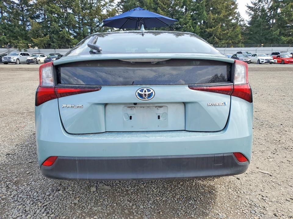 2019 Toyota Prius le