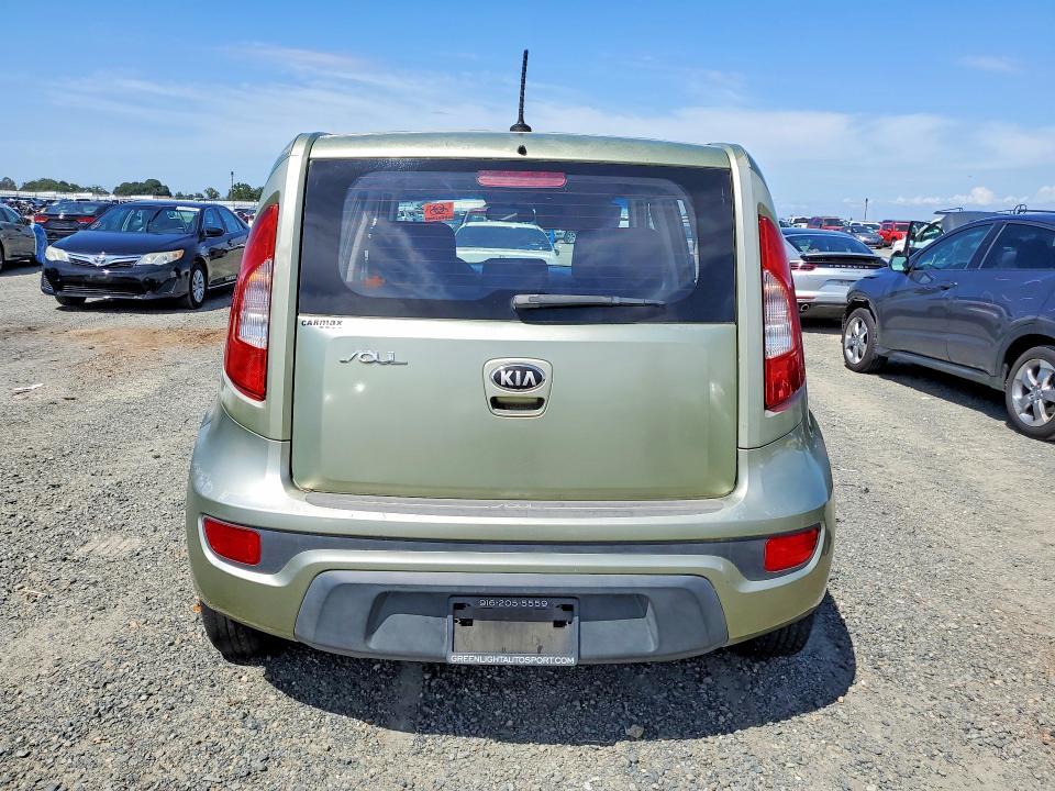 2013 KIA Soul Base