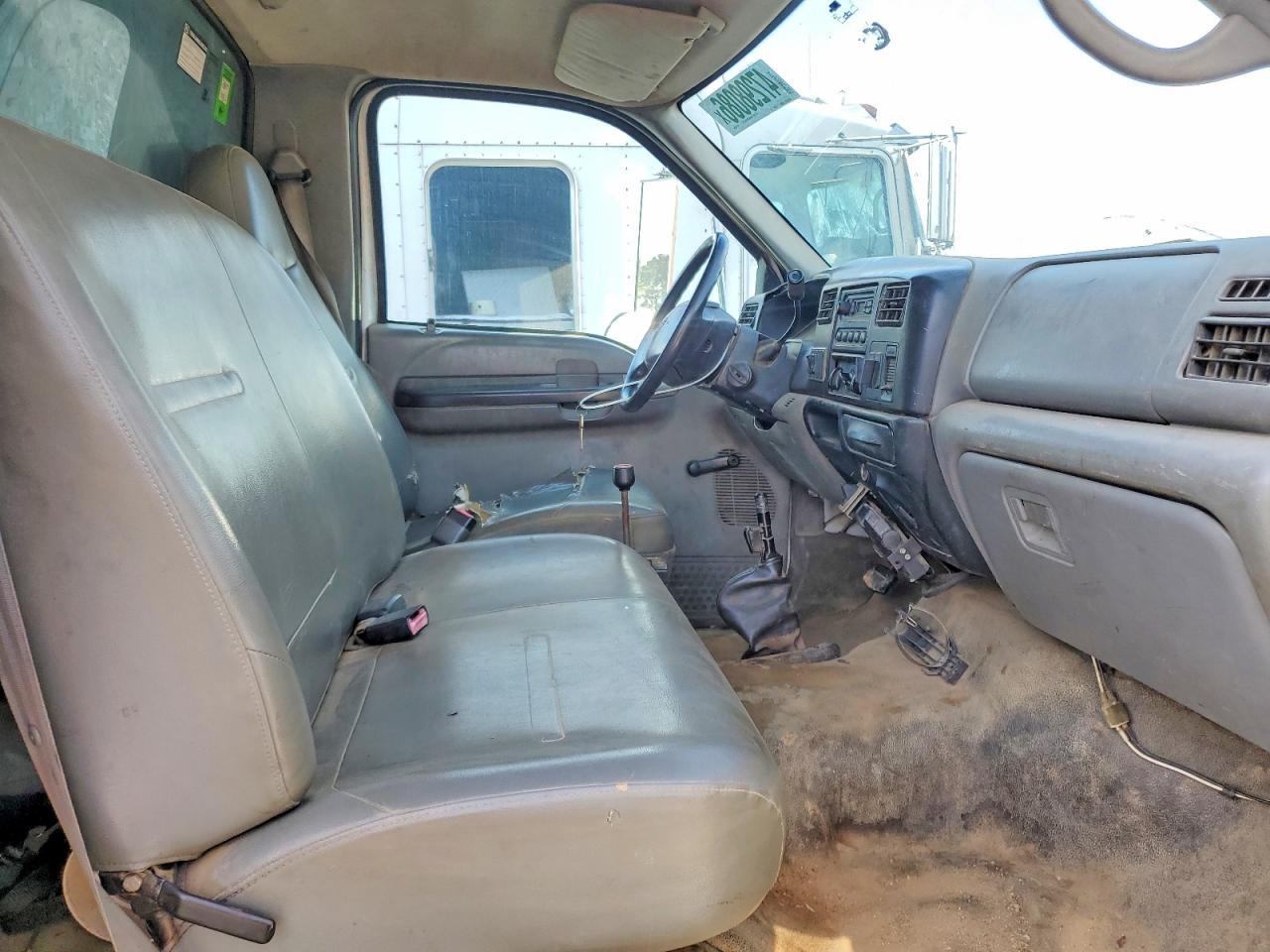 2005 Ford F650 Super Duty Dump Truck