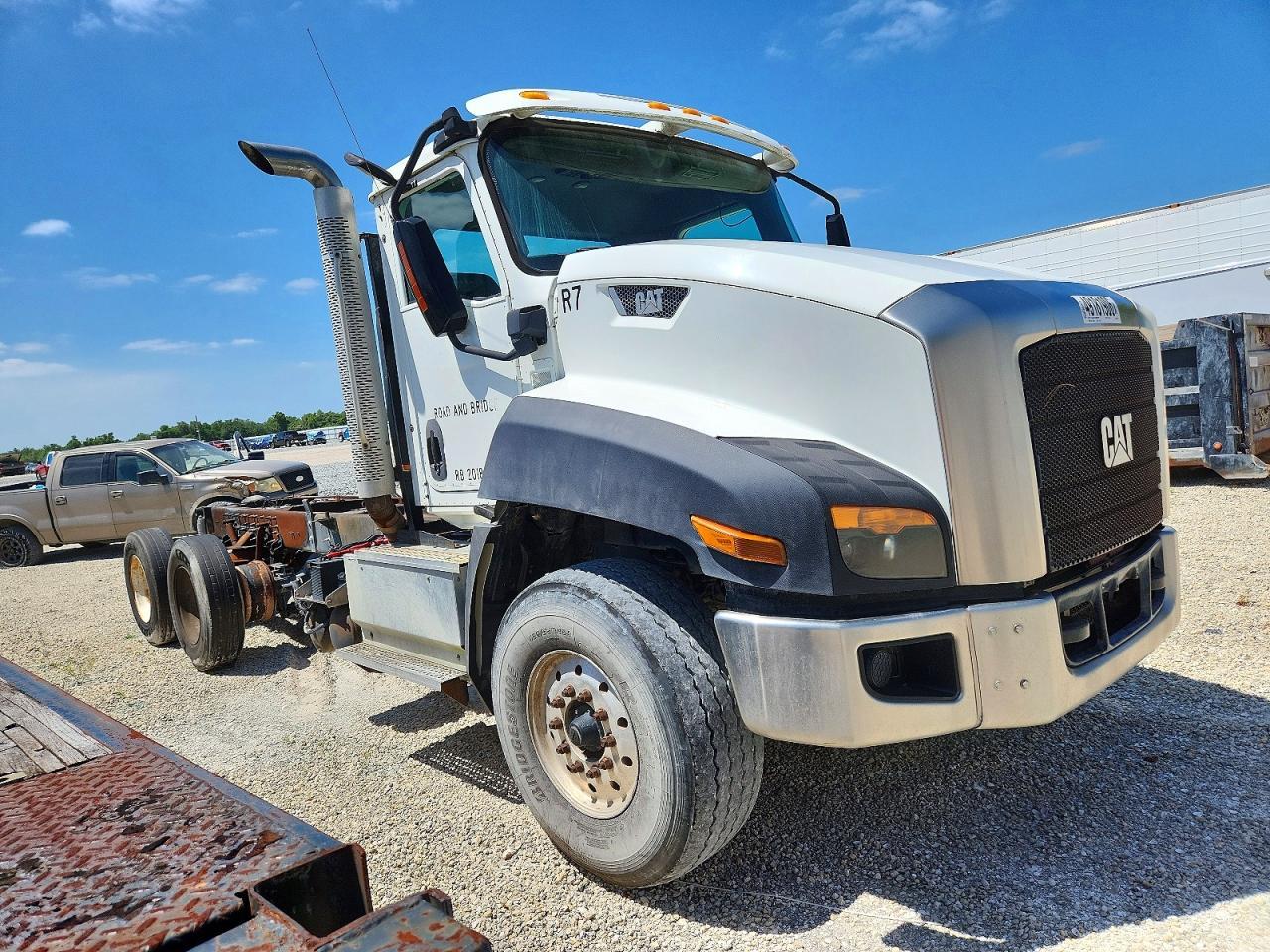 2016 Caterpillar CT660 Dump Truck