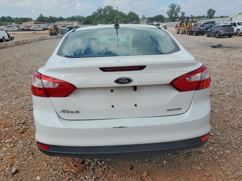 2014 Ford Focus s