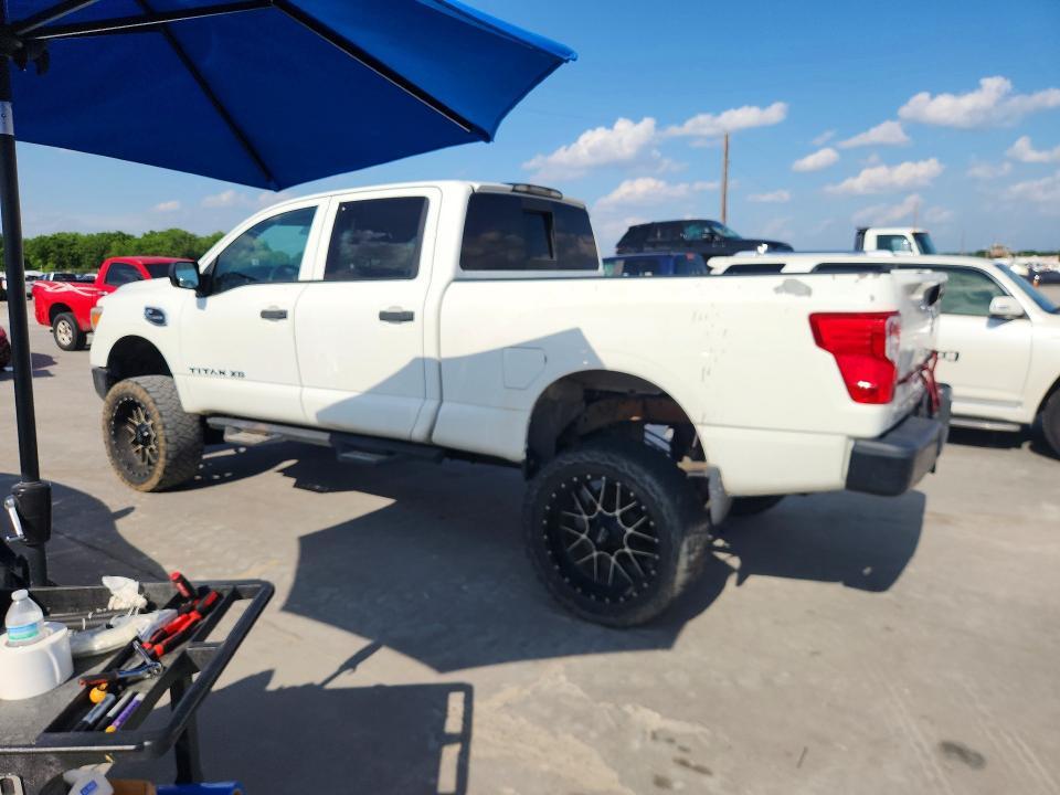 2017 Nissan Titan XD S