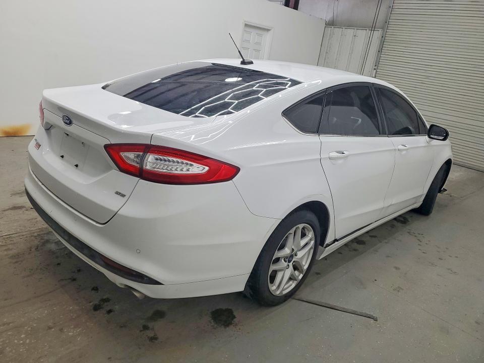 2015 Ford Fusion se