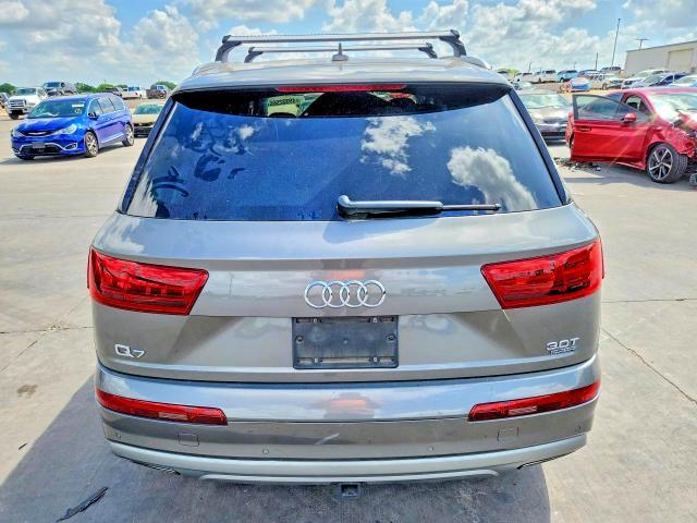 2017 Audi Q7 Prestige