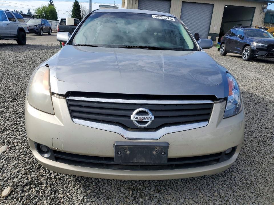 2009 Niss Altima 2.5