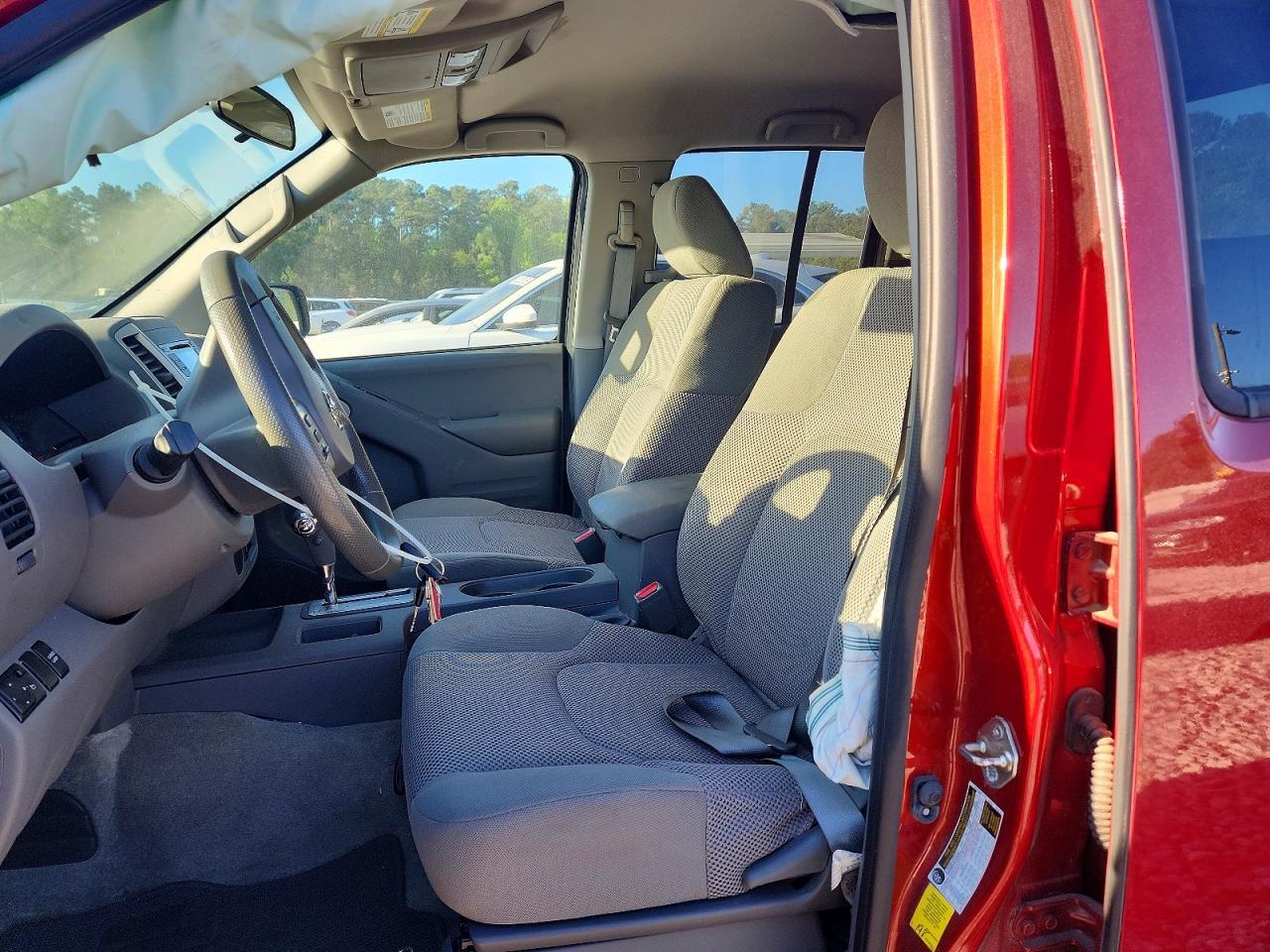 2018 Nissan Frontier SV