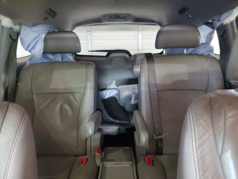 2013 Toyota Highlander se