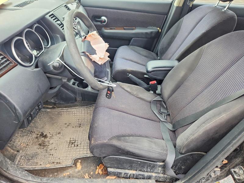 2010 Nissan Versa 1.8 s