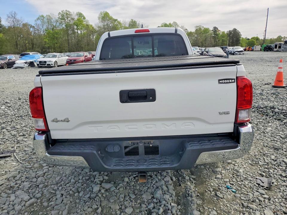2016 Toyota Tacoma SR5 V6