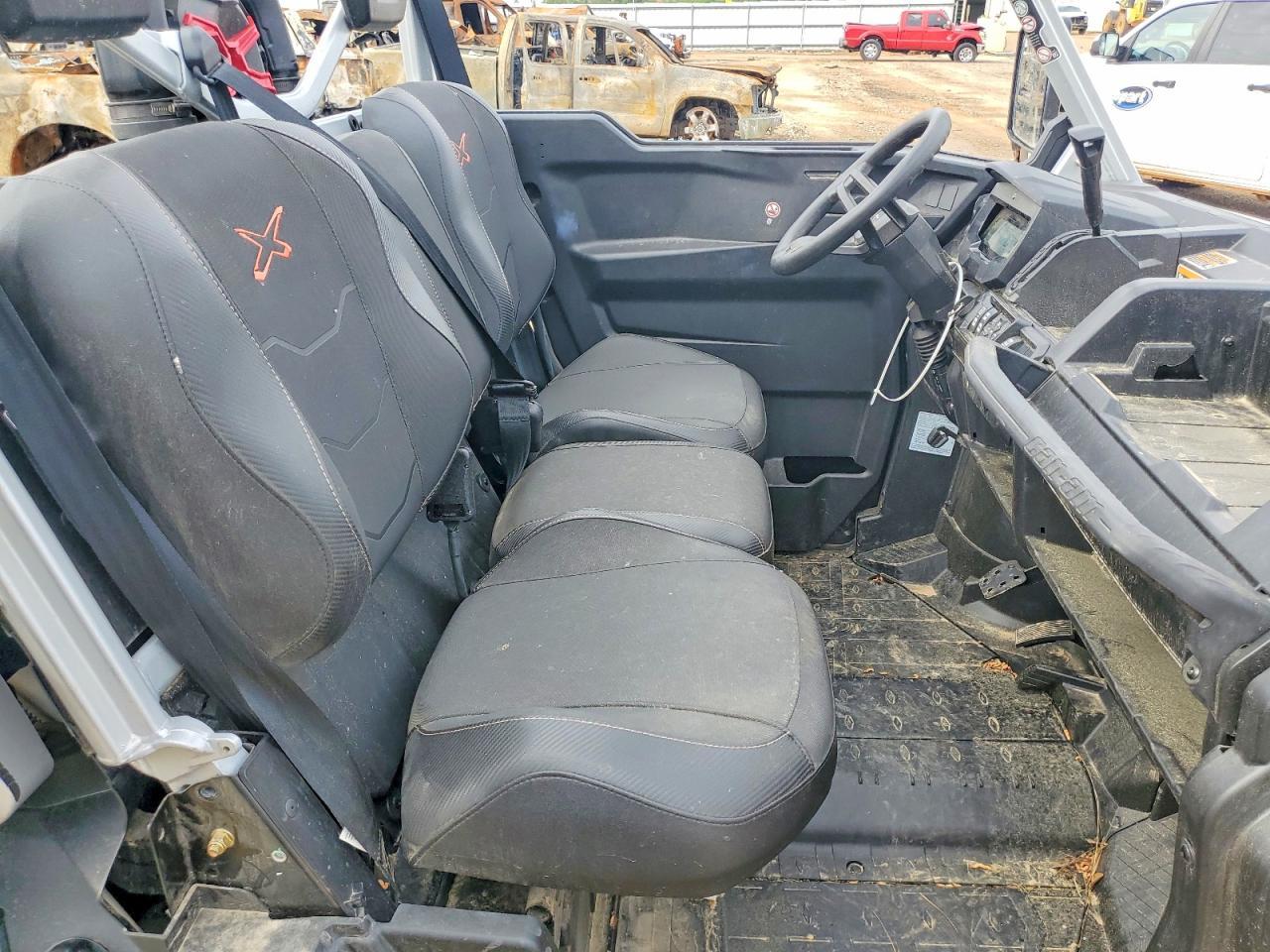 2024 Can-Am Defender Utility Vehicle