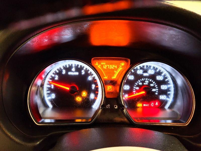 2014 Nissan Versa Note sv