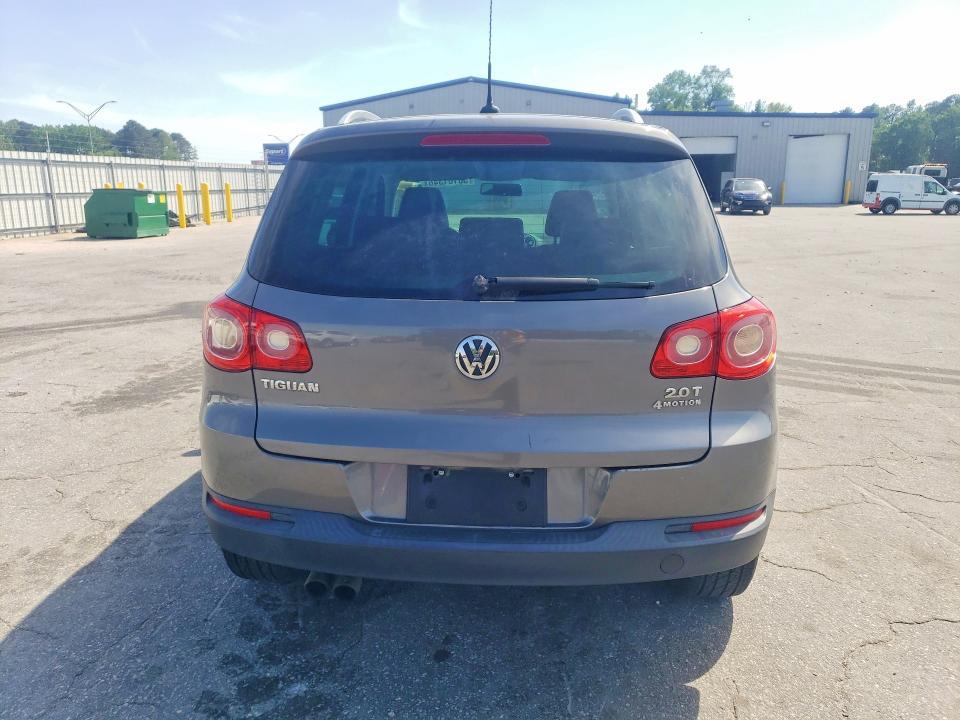 2011 Volkswagen Tiguan s