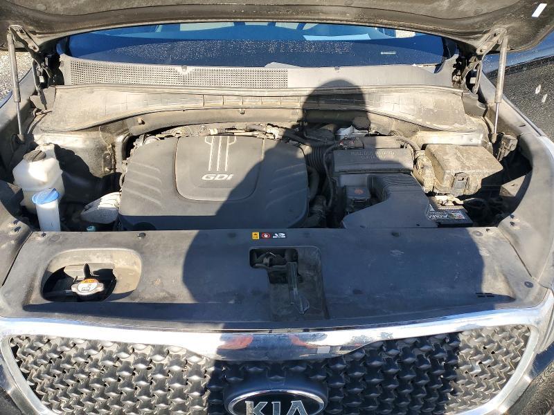 2016 KIA Sorento lx V6