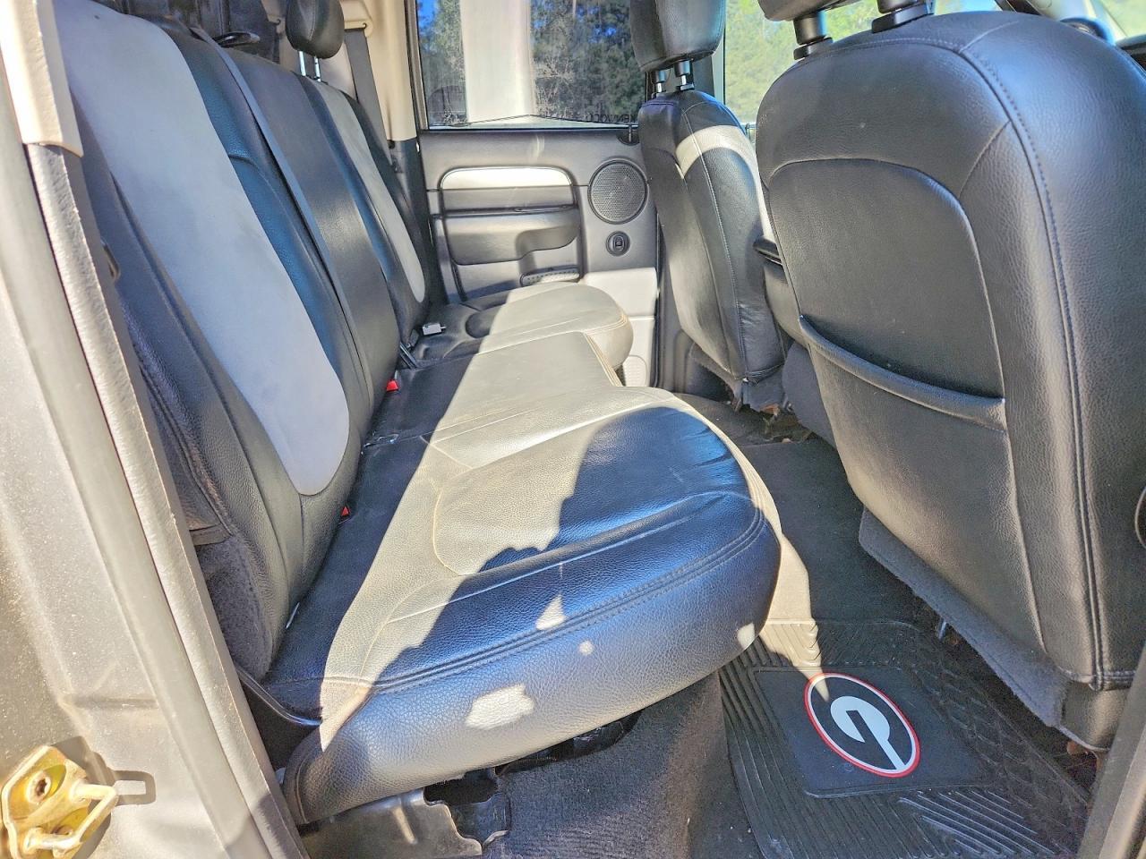 2005 Dodge RAM 1500 ST