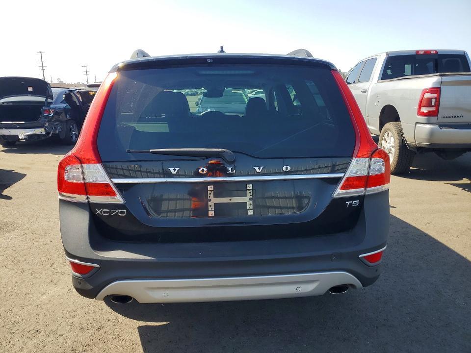 2015 Volvo Xc70 T5 Premier