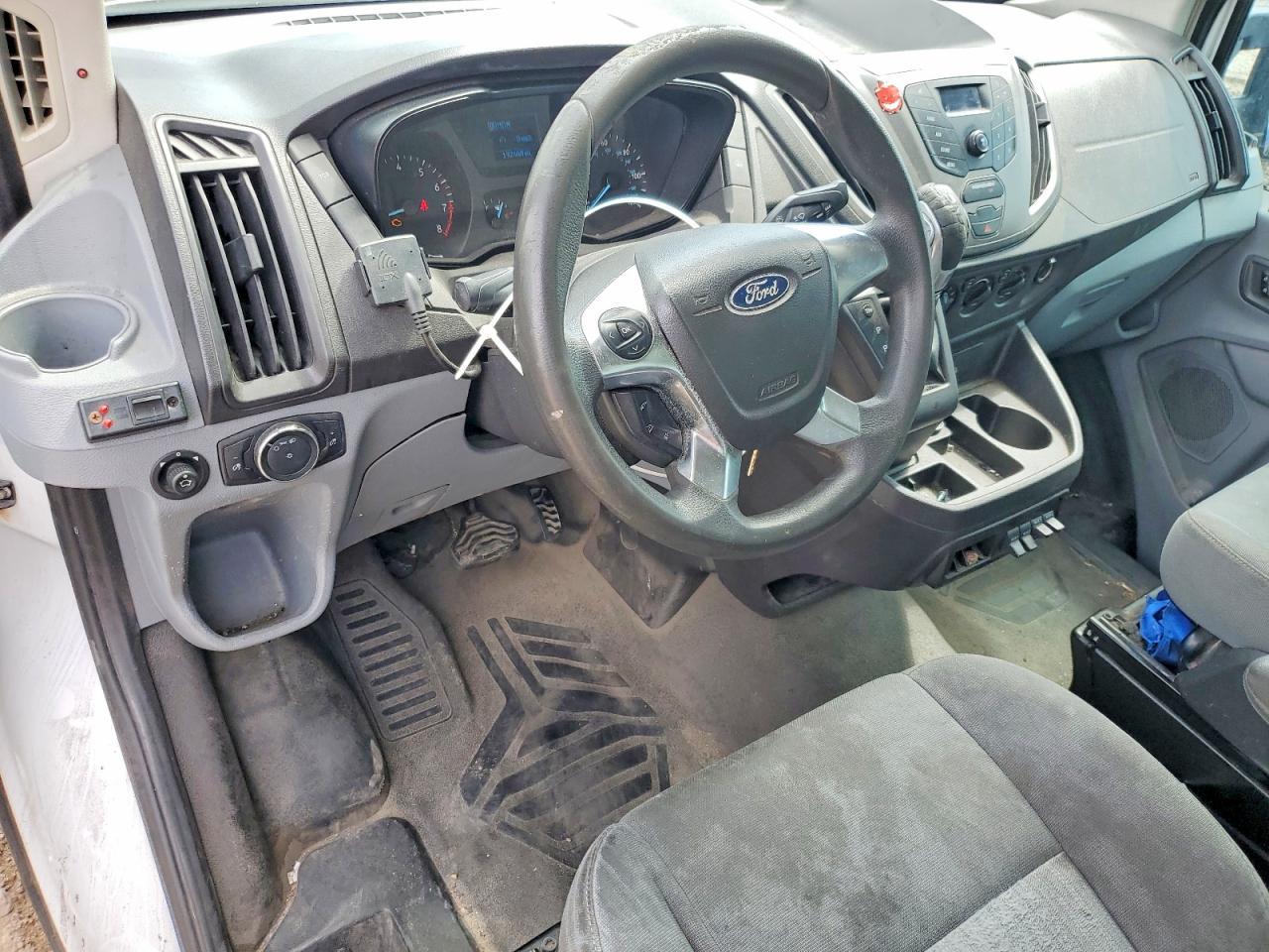 2016 Ford Transit BOX Truck