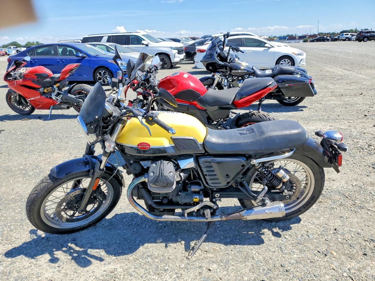 2013 Moto Guzzi V7 Classic