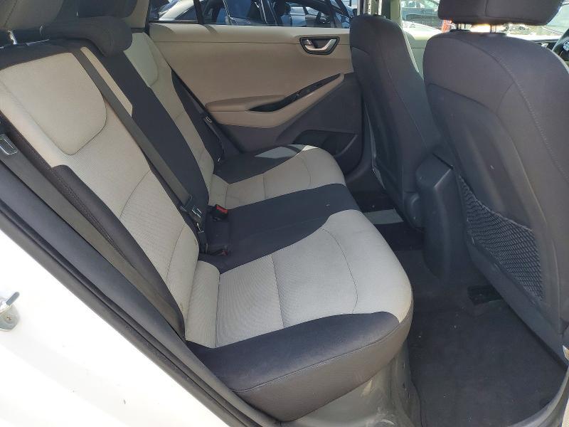 2017 Hyundai Ioniq Hybrid Blue