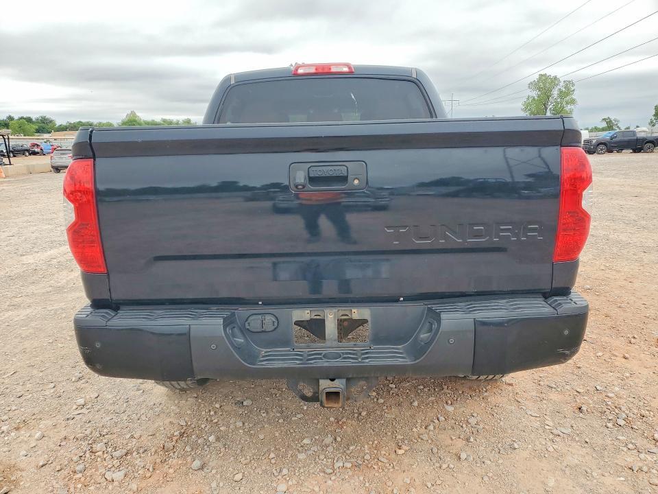 2014 Toyota Tundra Crewmax Platinum