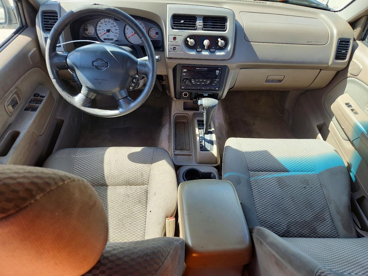 2001 Nissan Frontier XE