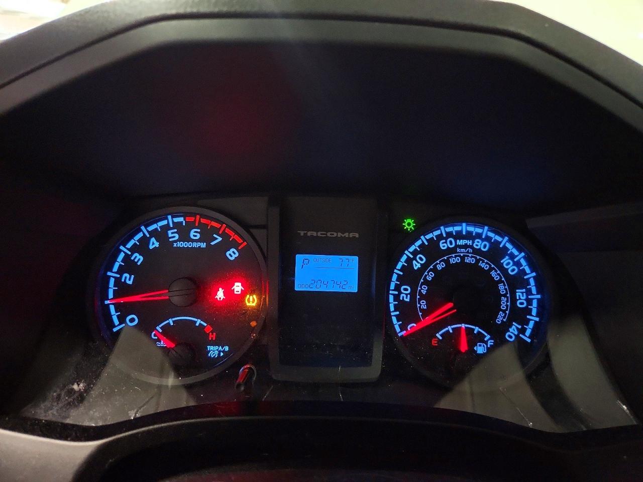 2017 Toyota Tacoma SR