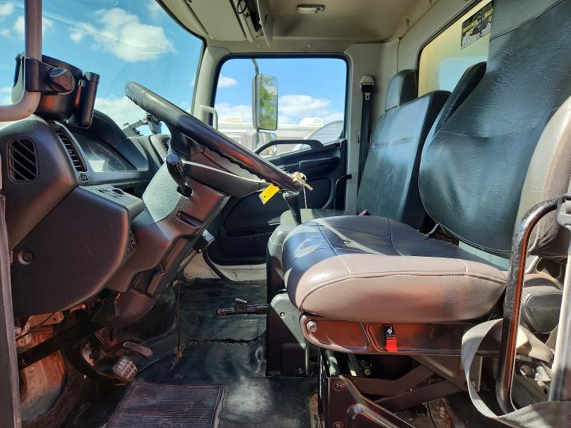 2013 Hino 258/268 BOX Truck