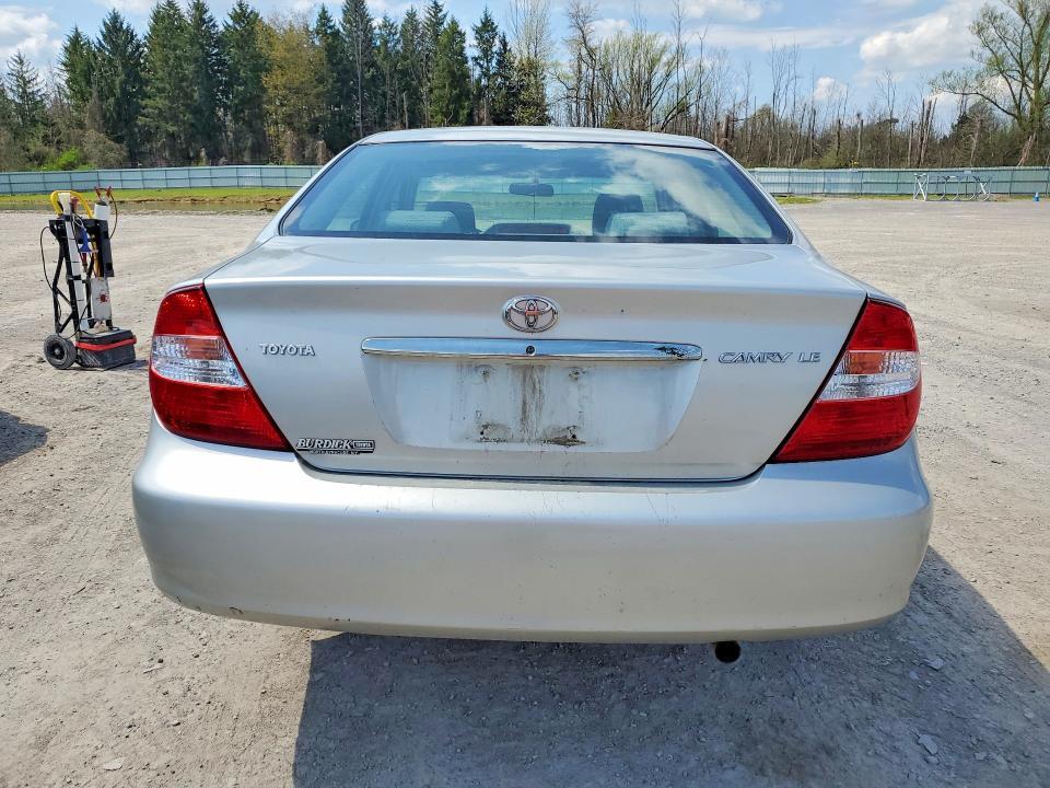 2003 Toyota Camry le