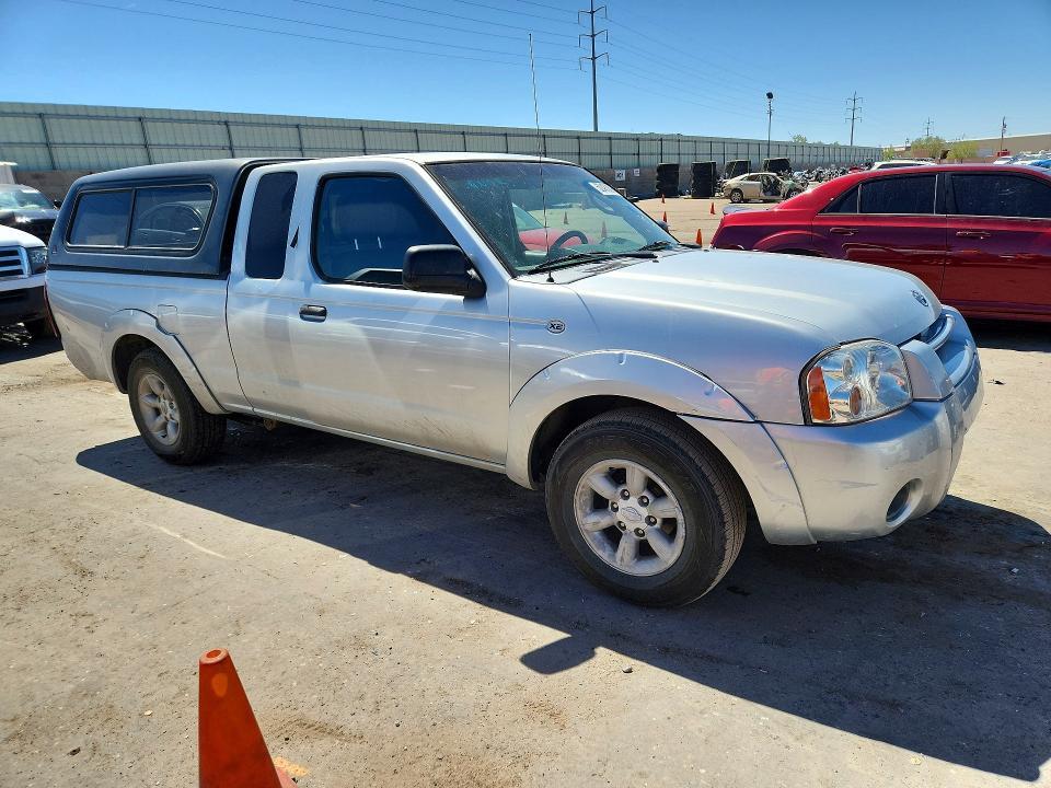 2004 Nissan Frontier King cab xe