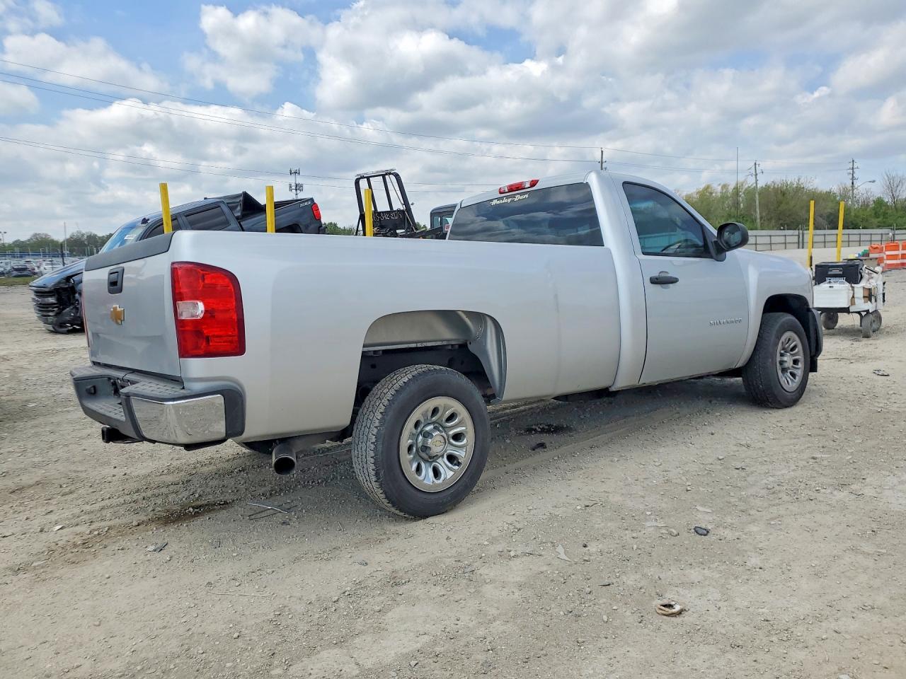 2013 Chevrolet Silverado C1500