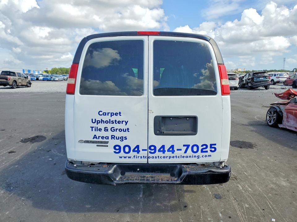 2015 Chev Express G2500