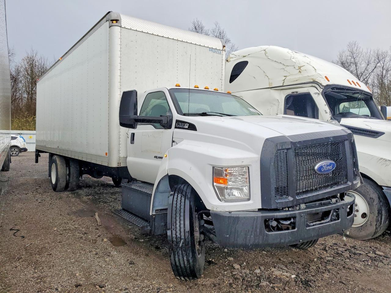 2021 Ford F650 Super Duty BOX Truck