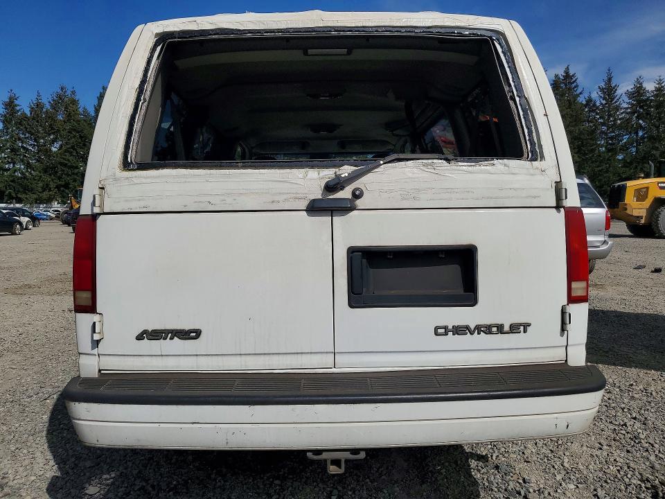 2005 Chev Astro