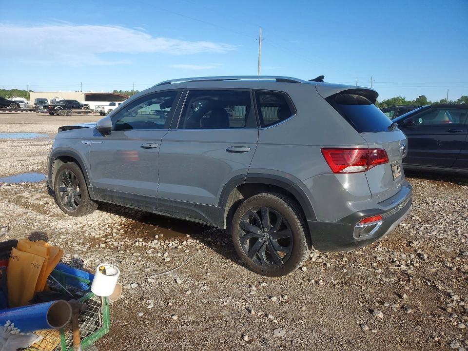 2022 Volkswagen Taos se