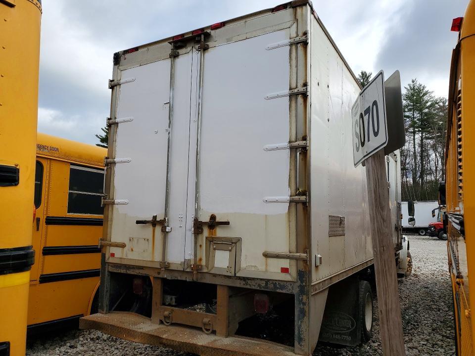 2013 Freightliner Business Class M2 BOX Truck