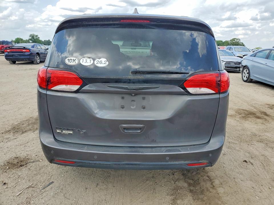 2018 Chrysler Pacifica Touring Plus