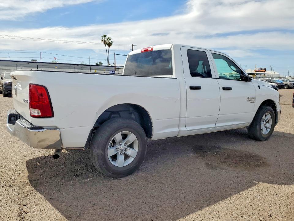 2024 Dodge Ram 1500 Classic slt