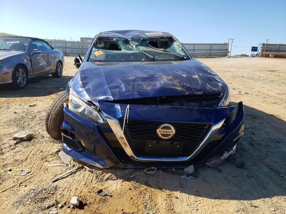 2019 Nissan Altima s