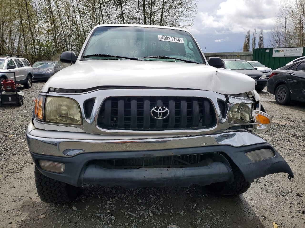 2004 Toyota Tacoma Base