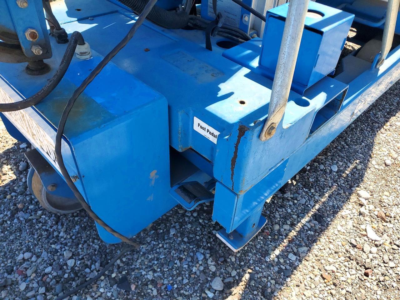 2003 Miscellaneous Equipment Genie