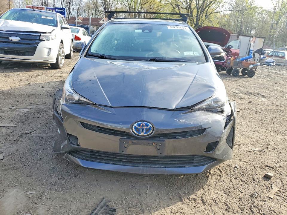 2016 Toyota Prius Four