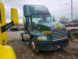 Vehiculos salvage en venta de Copart Woodhaven, MI: 2017 Mack CXU612 Semi Truck