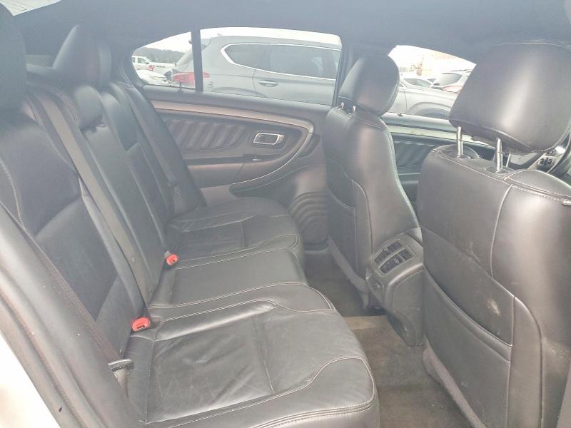 2016 Ford Taurus sel