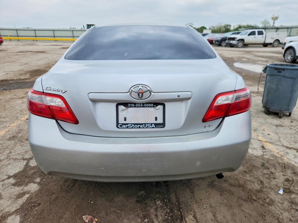2008 Toyota Camry le